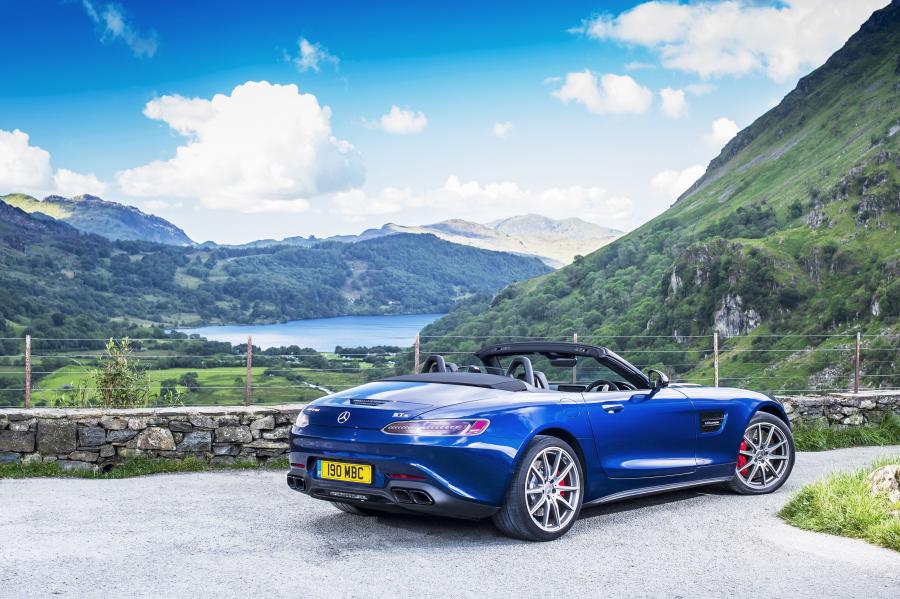  Mercedes-AMG GT S Roadster (R190) 2019 года  (UK) (фото 35 из 40)